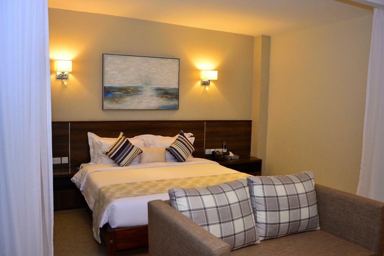 Razana Hotel Ναϊρόμπι Εξωτερικό φωτογραφία