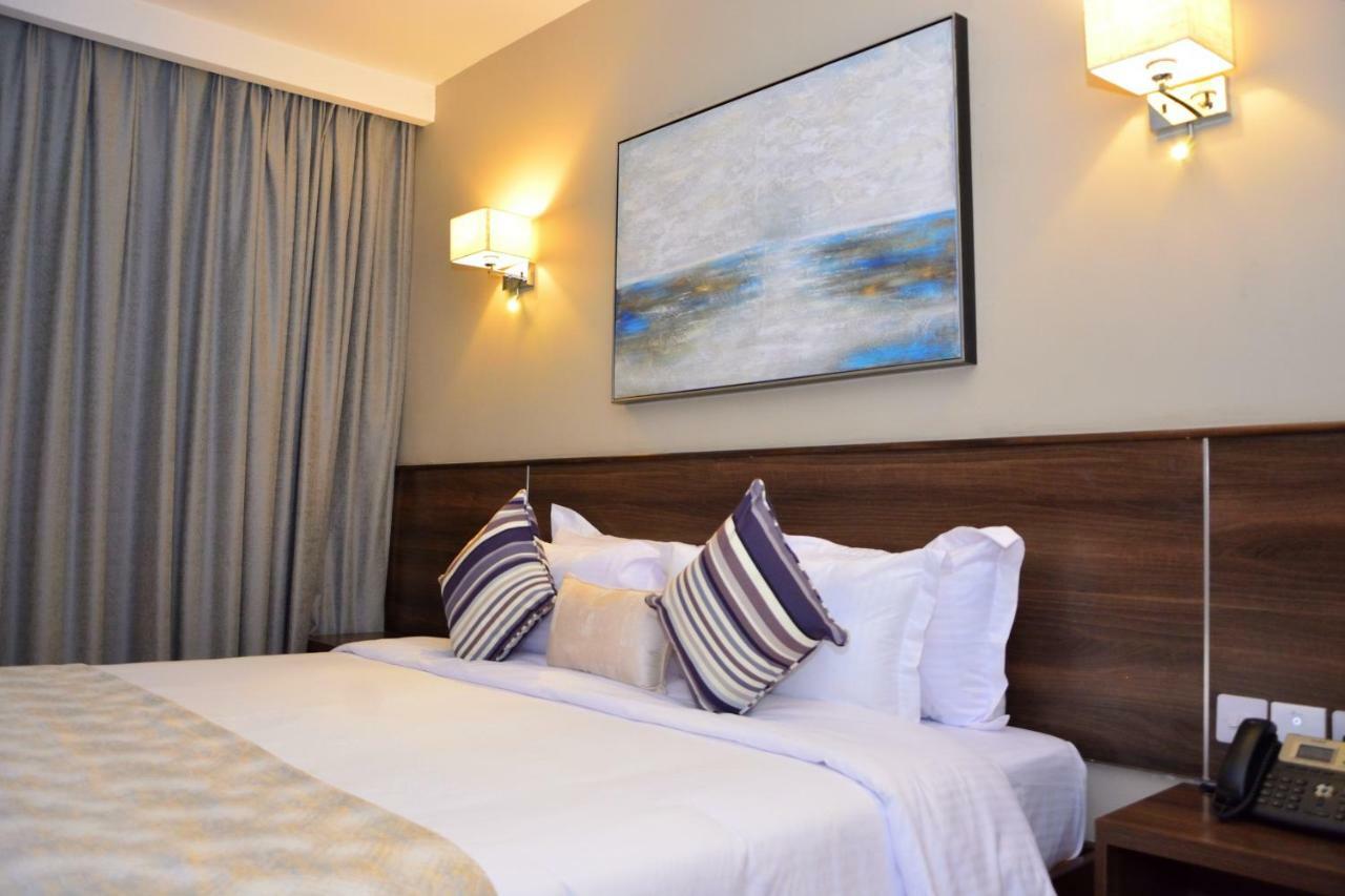 Razana Hotel Ναϊρόμπι Εξωτερικό φωτογραφία