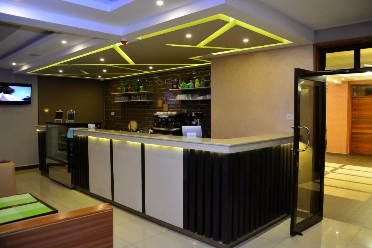 Razana Hotel Ναϊρόμπι Εξωτερικό φωτογραφία